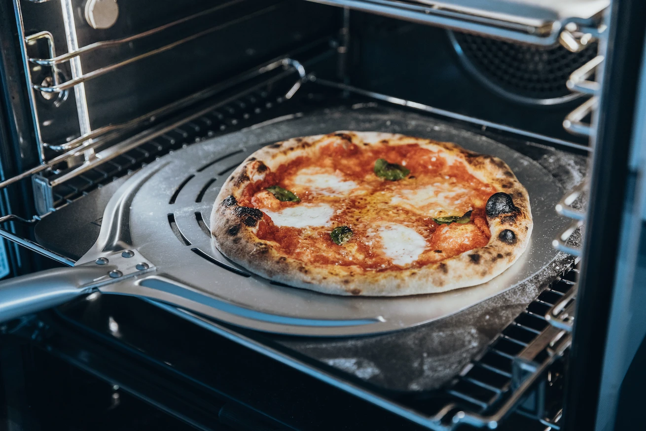 MOESTA-BBQ Pizzaschieber Gelocht – Bild 5